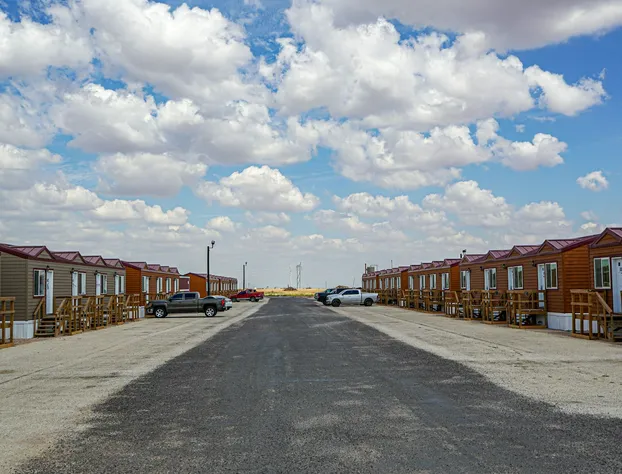 Custom Touch Village - Midland hotel detail image 1