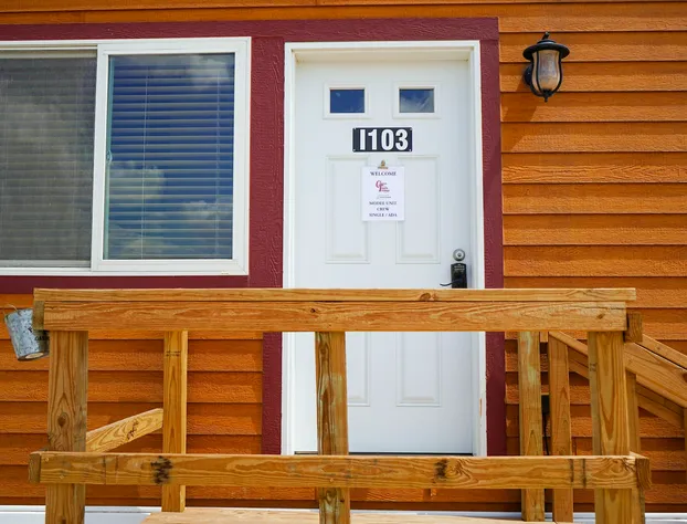 Custom Touch Village - Midland hotel detail image 3