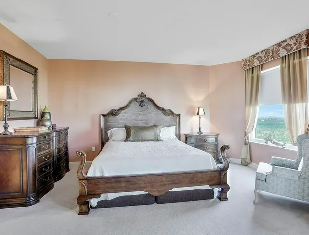 Serano 706 hotel detail image 3