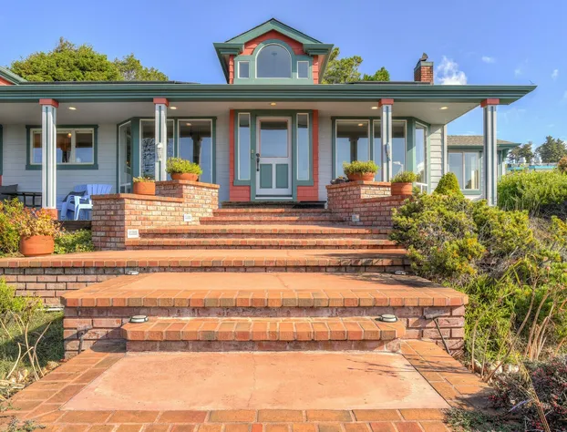 Hilton House hotel detail image 1