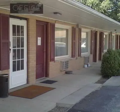 Rainbow Motel hotel detail image 1