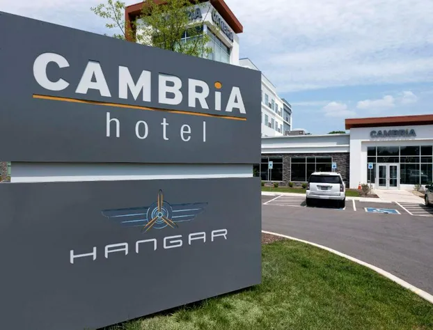 Cambria Hotel Nashville Airport hotel detail image 4