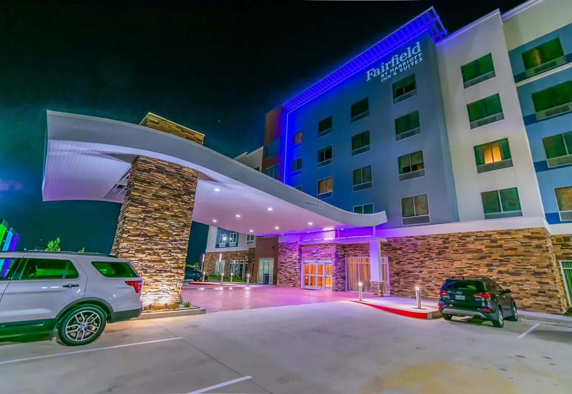 Fairfield Inn & Suites by Marriott Houston League City hotel hero