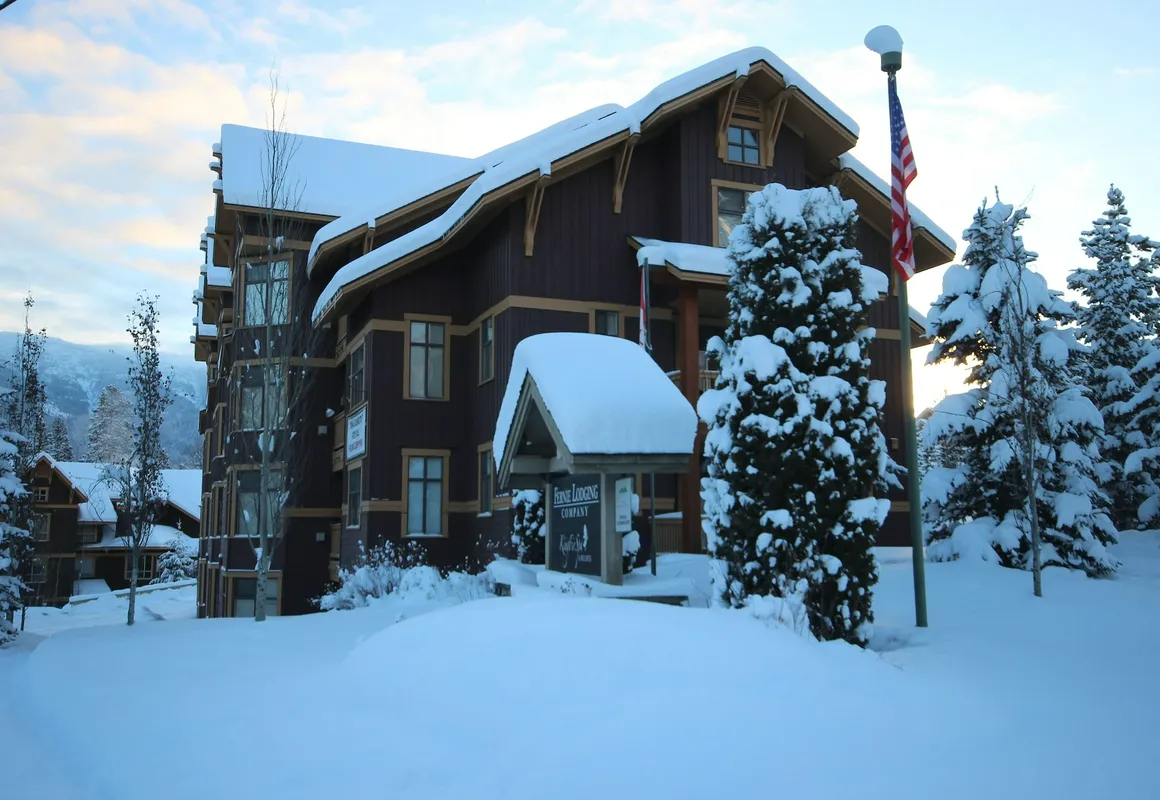 Timberline Lodges by Fernie Lodging Co hotel hero