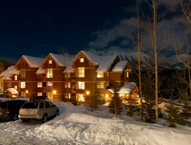 Timberline Lodges by Fernie Lodging Co hotel detail image 1