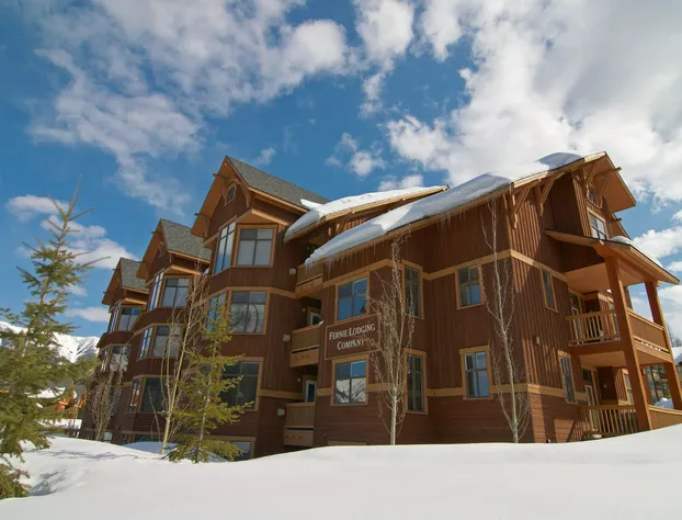 Timberline Lodges by Fernie Lodging Co hotel detail image 2