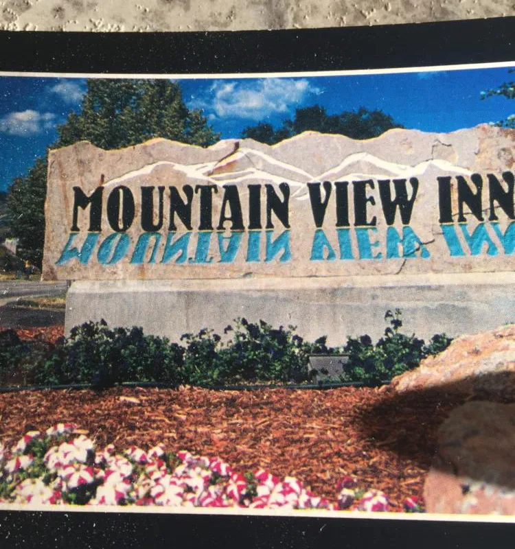 Mountain View Inn hotel hero