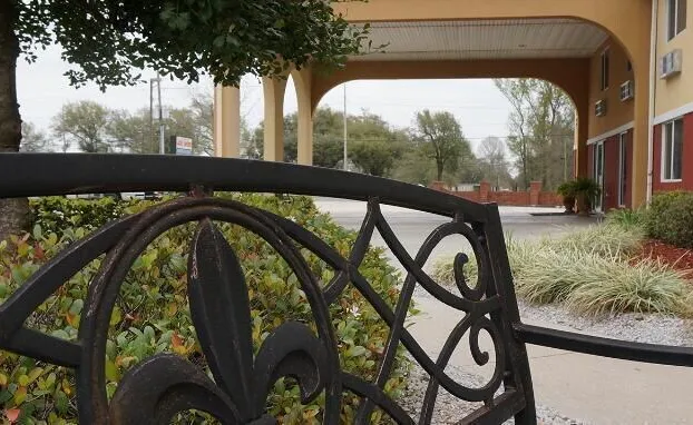 Riverside Hotel hotel detail image 4