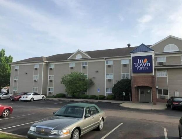 InTown Suites Extended Stay Cincinnati OH - Fairfield hotel detail image 2