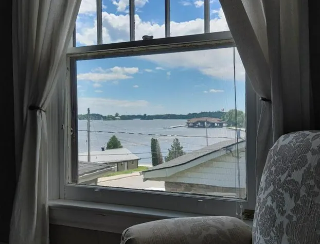 Stonewater Manor hotel detail image 2