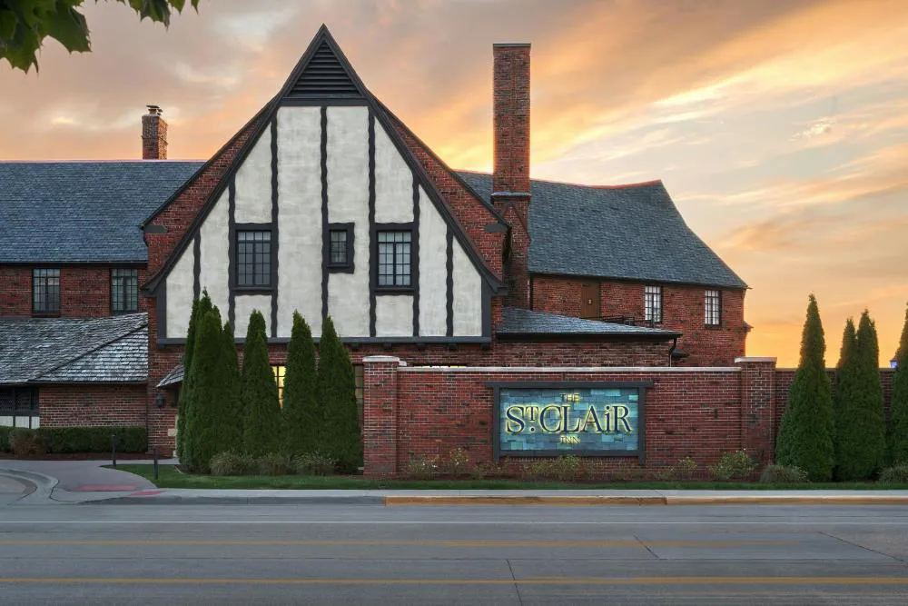 St. Clair Inn hotel hero