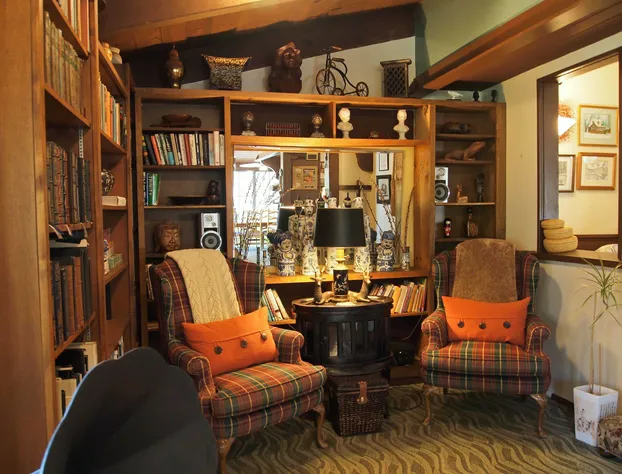 Strawberry Creek Inn Bed & Breakfast hotel detail image 3