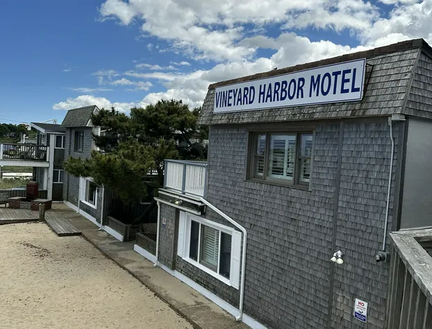 Vineyard Harbor Motel - Private Beach hotel detail image 1