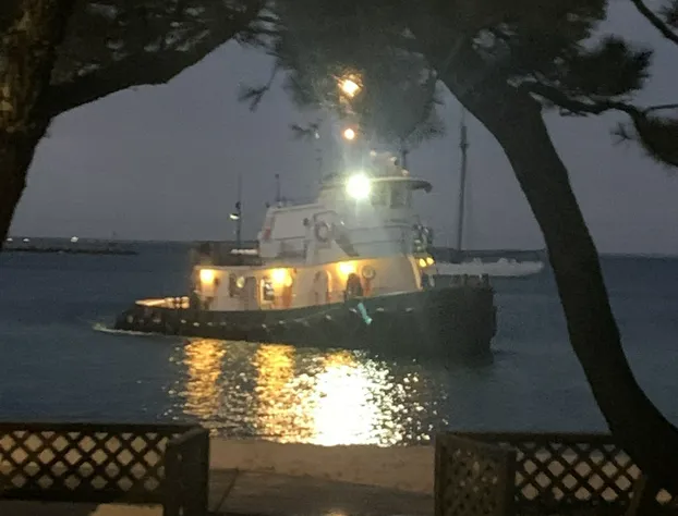 Vineyard Harbor Motel - Private Beach hotel detail image 4