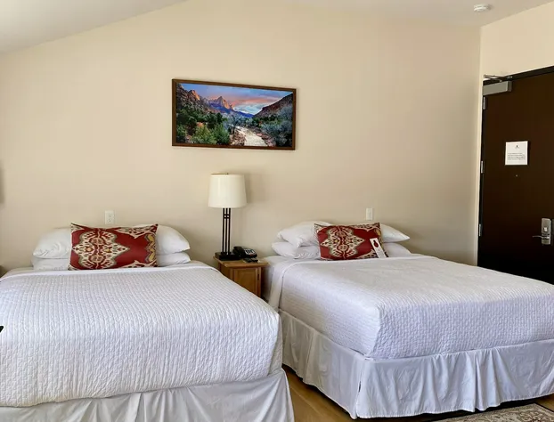 Iron Springs Adventure Resort & RV Park hotel detail image 3