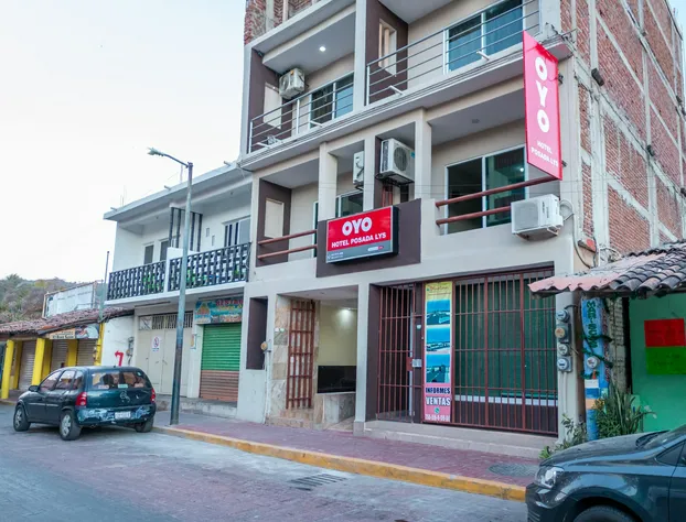 OYO Hotel Posada Lys, Zihuatanejo hotel detail image 1