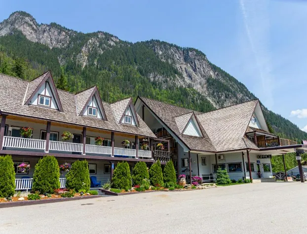 Peaks Lodge hotel detail image 1