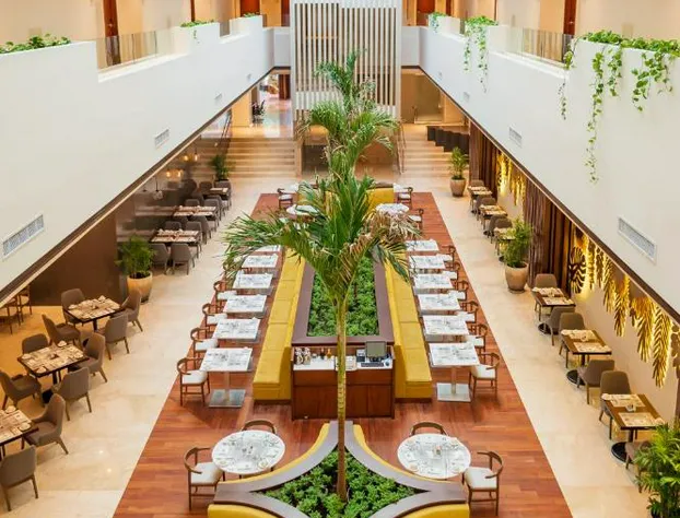 The Reef 28 Hotel & Spa - Luxury Adults Only - All Suites hotel detail image 2