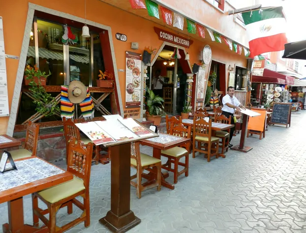 Hotel & Restaurant Bucaneros, Isla Mujeres hotel detail image 4