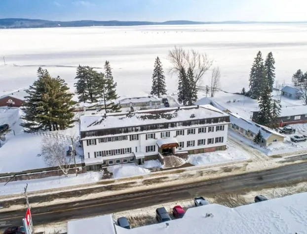 Caswell Resort Hotel hotel detail image 4