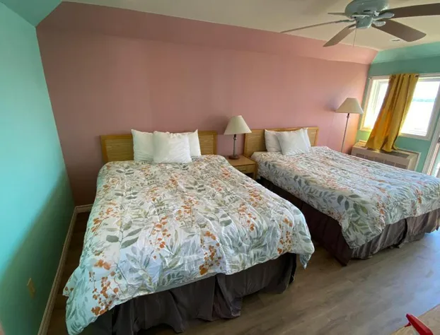 Caswell Resort Hotel hotel detail image 4