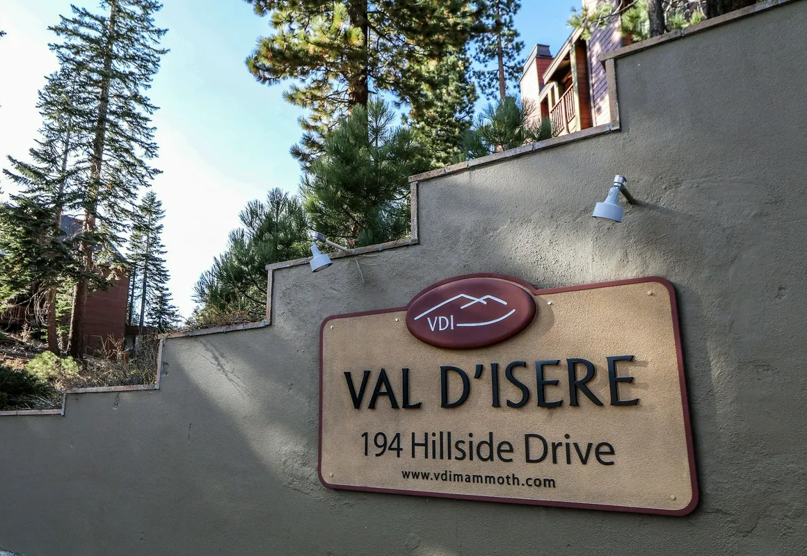 Val D'Isere hotel hero