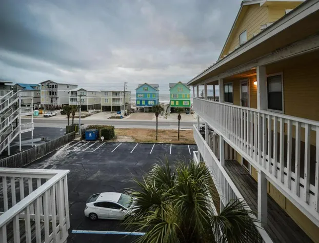 Lagoon Run 311 2 Bedroom Condo by RedAwning hotel detail image 2