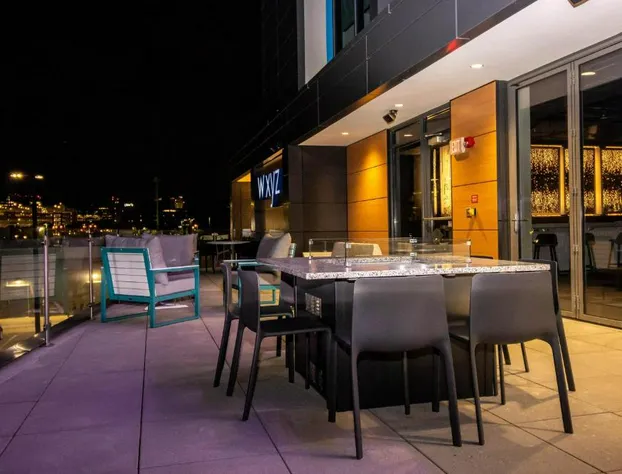 Aloft St. Louis Cortex hotel detail image 1