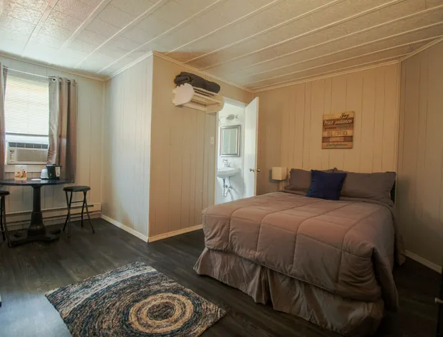 Current River Inn hotel detail image 4