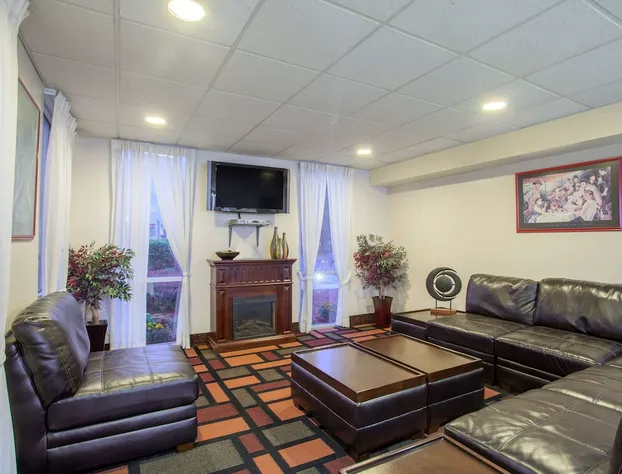 Days Inn by Wyndham Columbia I-70 hotel detail image 3