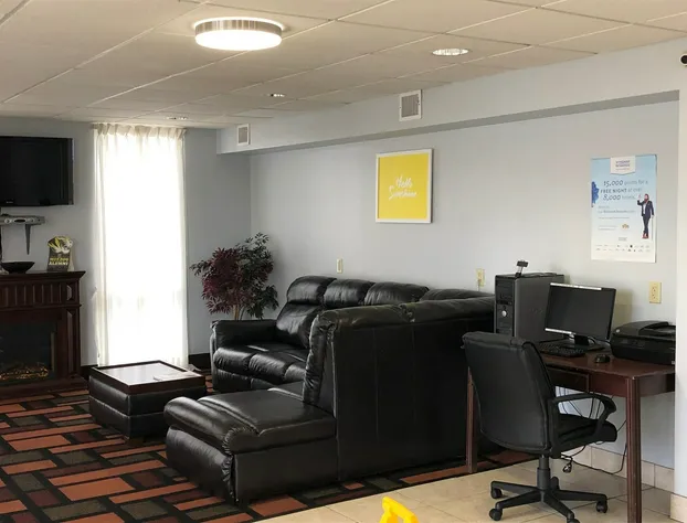 Days Inn by Wyndham Columbia I-70 hotel detail image 4