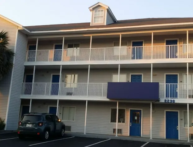 InTown Suites Extended Stay Charlotte NC - Albemarle Rd hotel detail image 1