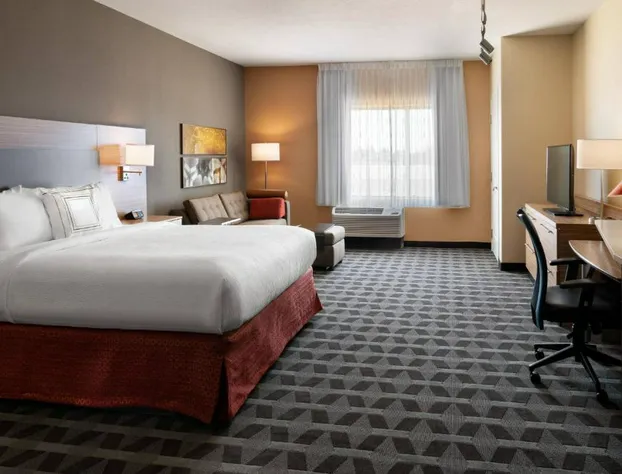 TownePlace Suites by Marriott Fresno Clovis hotel detail image 1