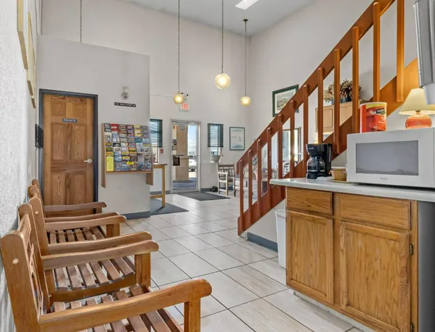 Luxury Inn hotel detail image 3