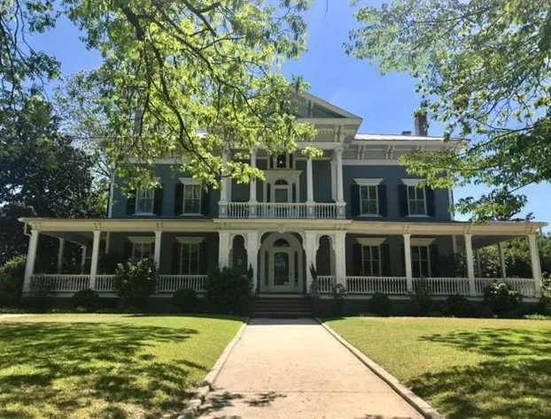 Elmwood 1820 Bed & Breakfast Inn hotel detail image 1