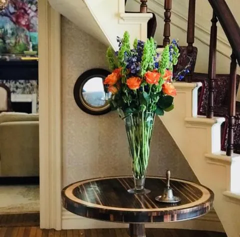 Elmwood 1820 Bed & Breakfast Inn hotel detail image 4