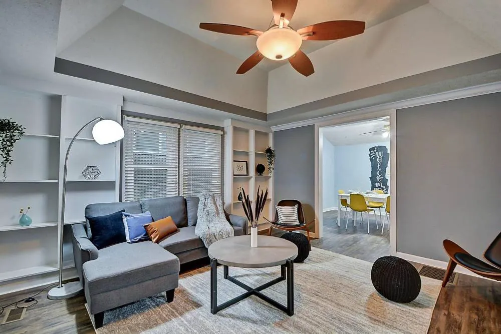 1433 Fletcher AveIndianapolis hotel hero