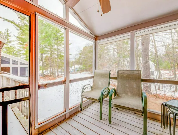 2G Village Way hotel detail image 3