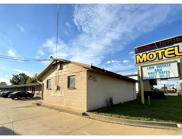 Skyline Motel Bartlesville Hwy 75 hotel detail image 2