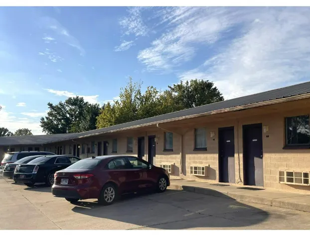 Skyline Motel Bartlesville Hwy 75 hotel detail image 4