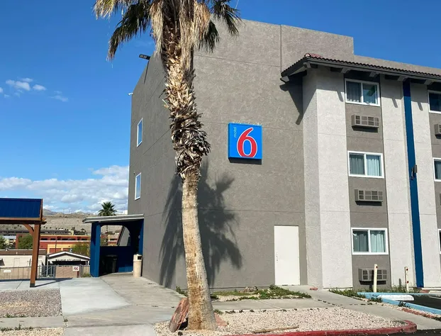 Motel 6 Bullhead City, AZ hotel detail image 2