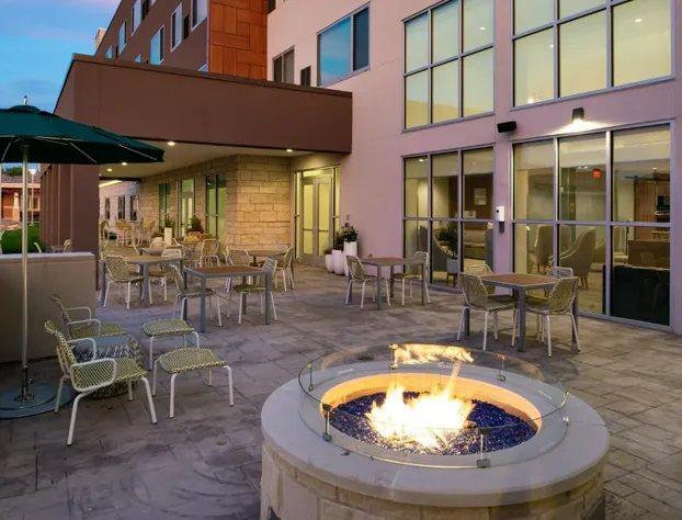 Element Overland Park hotel detail image 1