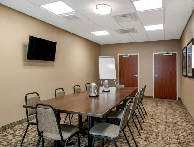 Comfort Inn & Suites Winchester hotel detail image 1