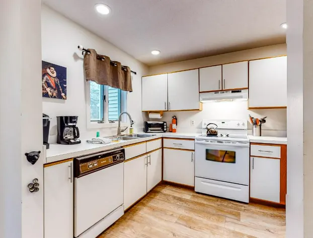 37 Partridge Woods hotel detail image 4