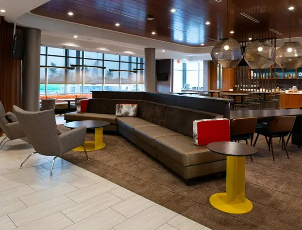 SpringHill Suites by Marriott Kansas City North hotel detail image 3
