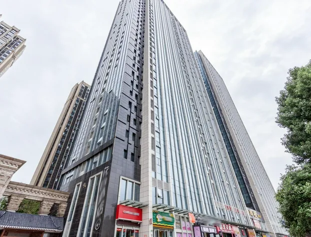 Old Faithful Lodge & Cabins - Inside the Park hotel detail image 1