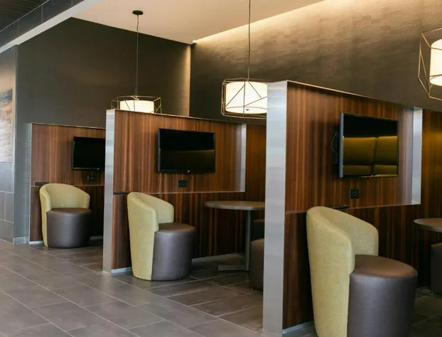 Courtyard by Marriott Elkhart hotel detail image 2