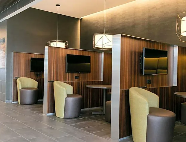 Courtyard by Marriott Elkhart hotel detail image 2