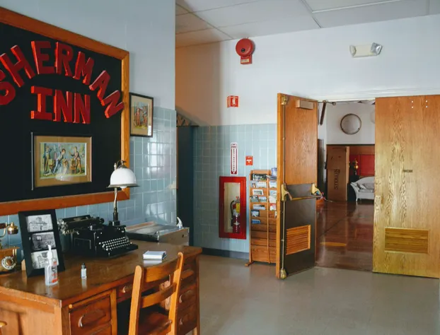 Sherman Inn hotel detail image 2