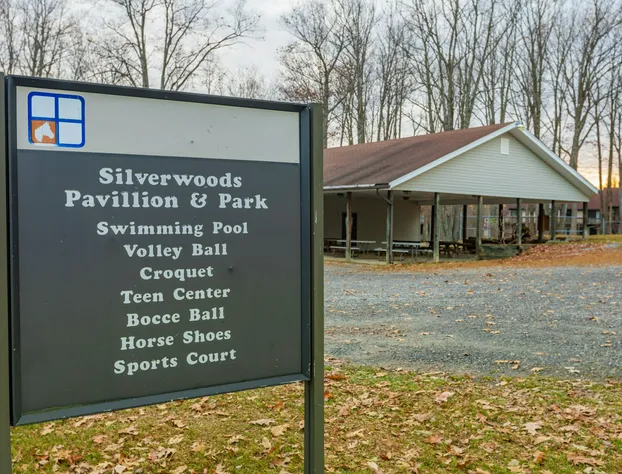 Crown Resorts at Silverwoods hotel detail image 2